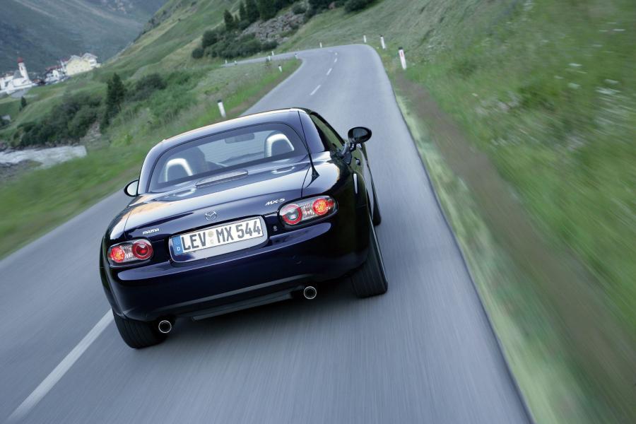  Mazda MX-5 Roadster Coupe 2006 года  (фото 186 из 212)